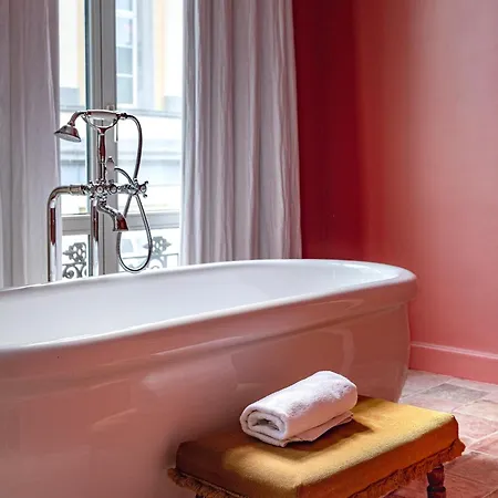 The Bank 1869 - Unique Guestrooms In The Historic Center Of Bruges Exterior photo