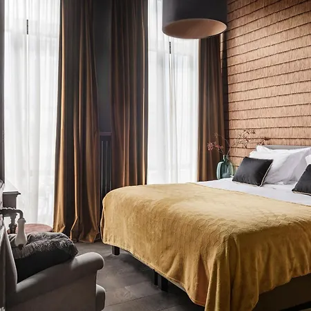 The Bank 1869 - Unique Guestrooms In The Historic Center Of Bruges Exterior photo