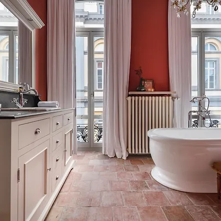 The Bank 1869 - Unique Guestrooms In The Historic Center Of Bruges Exterior photo