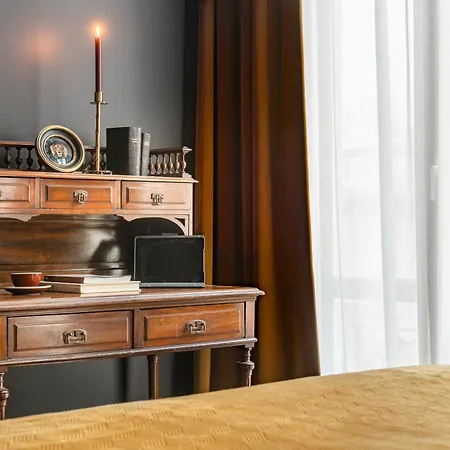 The Bank 1869 - Unique Guestrooms In The Historic Center Of Bruges Exterior photo