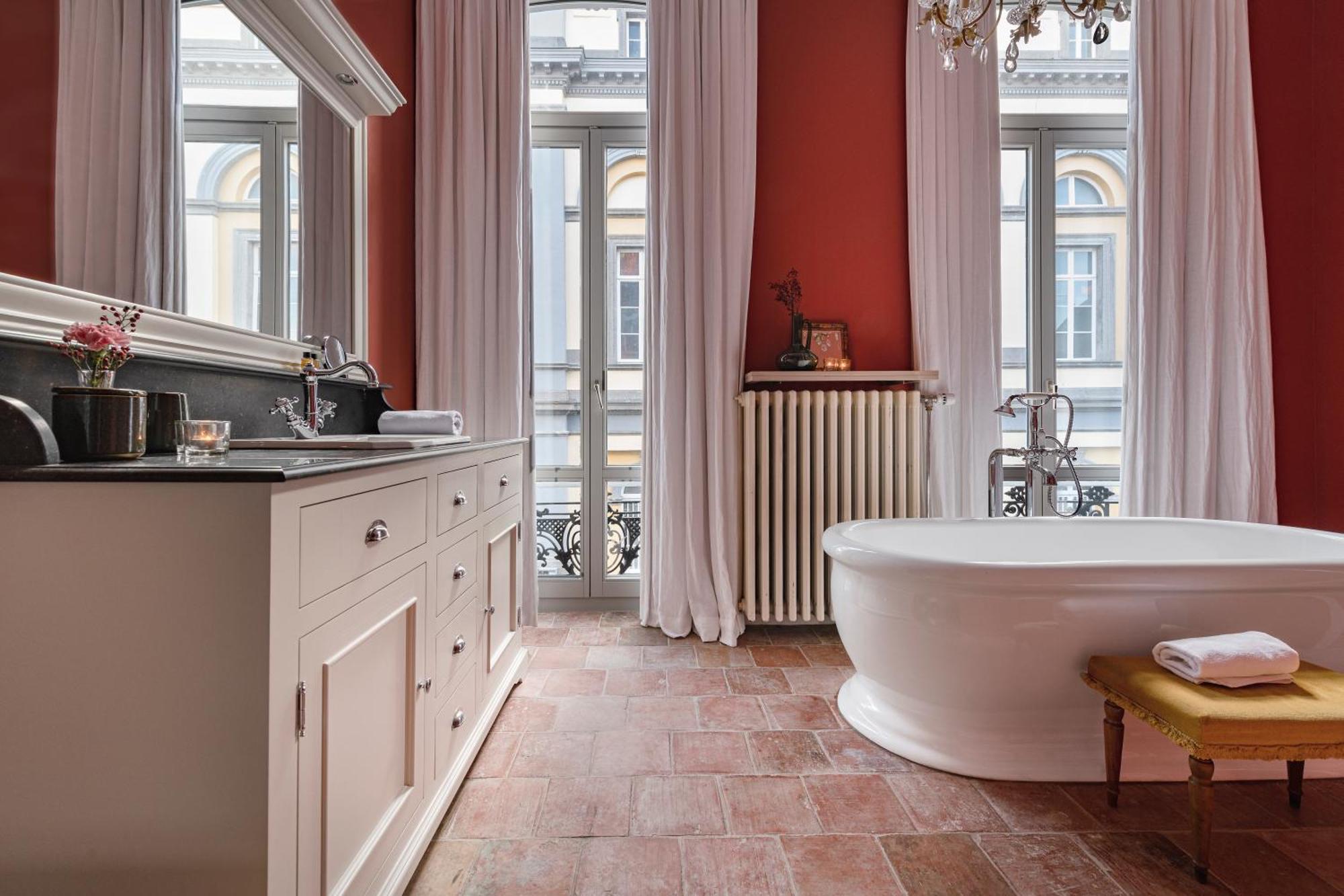 The Bank 1869 - Unique Guestrooms In The Historic Center Of *